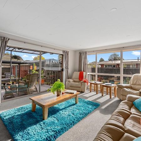 Leave Of Absence - Christchurch Holiday Home エクステリア 写真