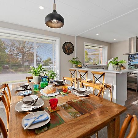 Leave Of Absence - Christchurch Holiday Home エクステリア 写真