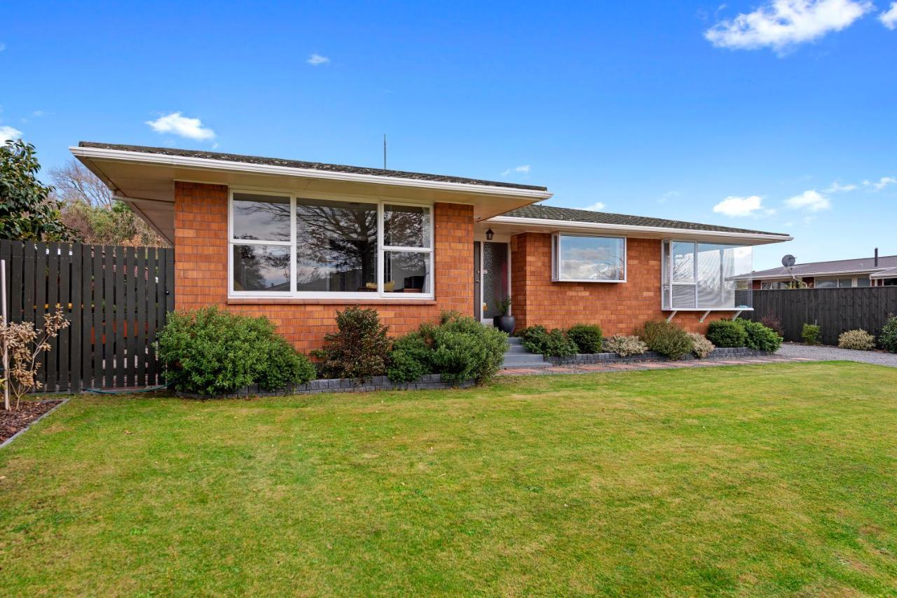 Leave Of Absence - Christchurch Holiday Home エクステリア 写真